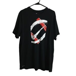 The Nike Tee mens graphic short sleeve tee. Sz XL
